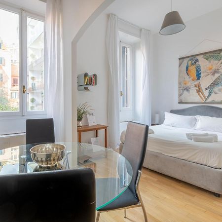 Saturno In Trevi Apartment Rome Bagian luar foto